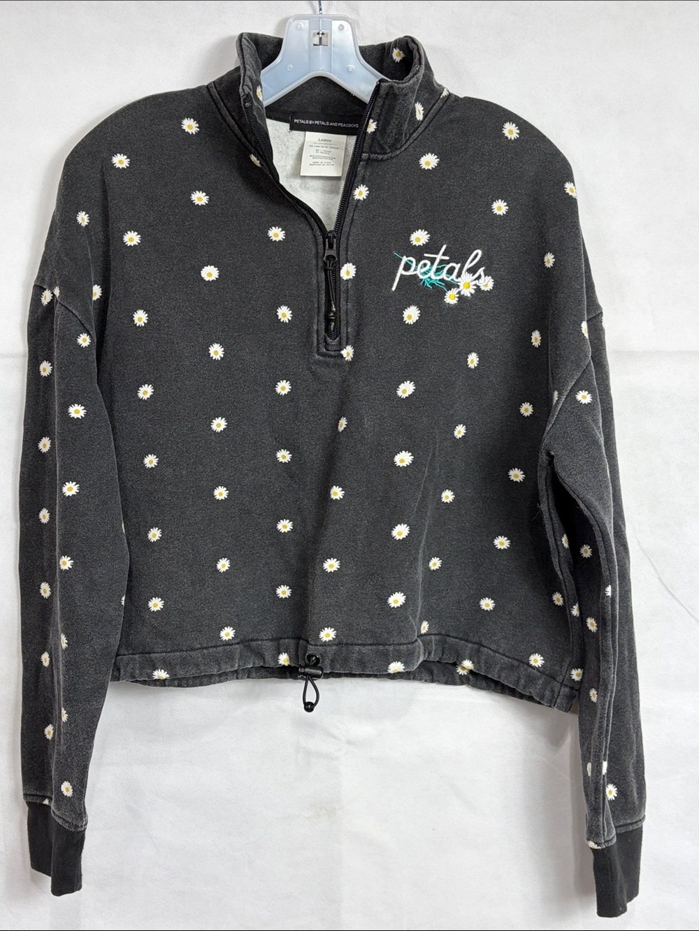 Petals Black Daisy Cropped Quarter-Zip Pullover Sweatshirt